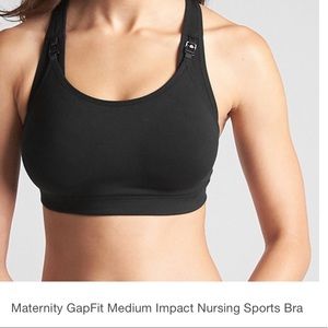 GapFit medium impact nursing sports bra black